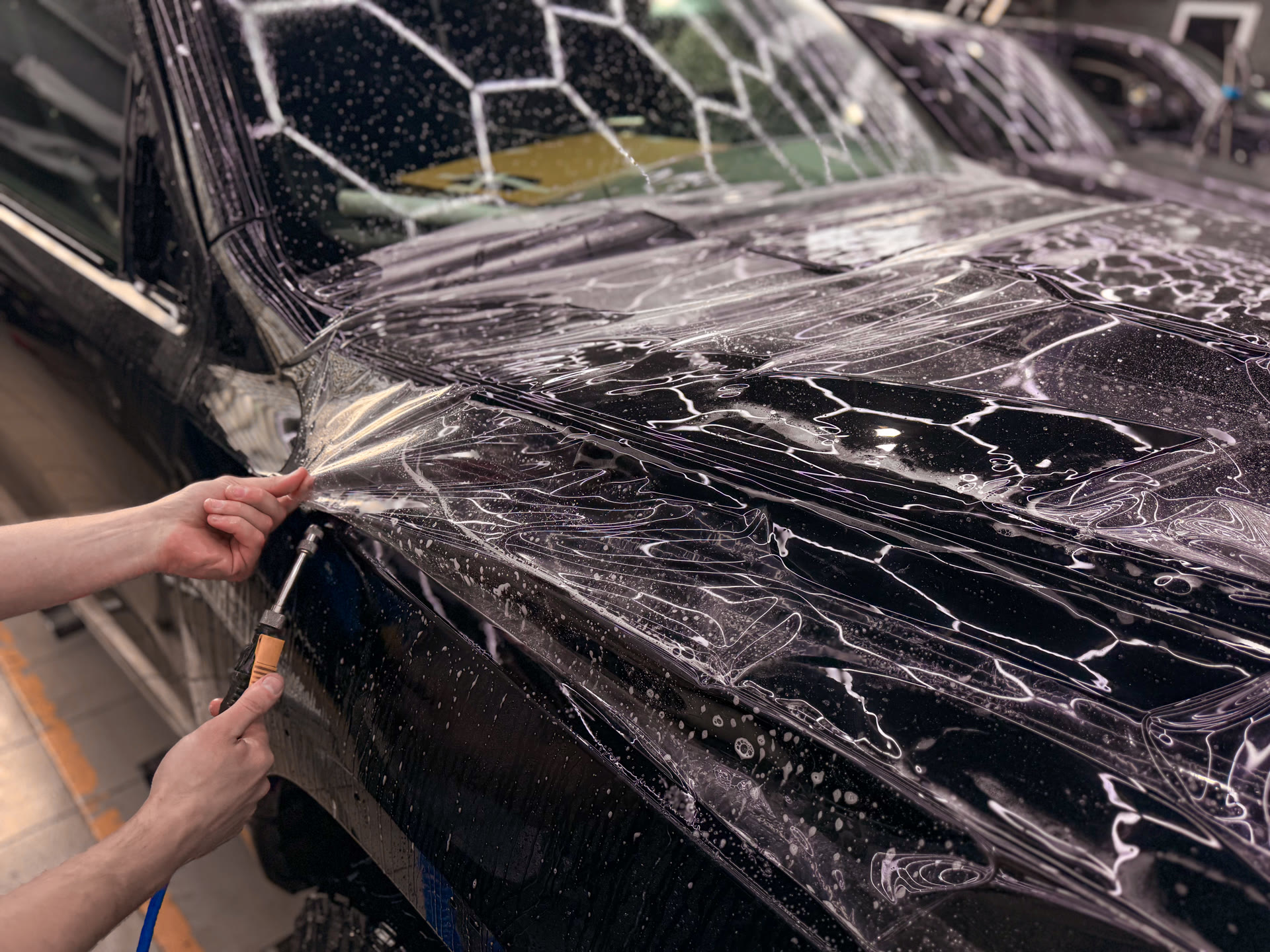 Комплексная защита Dodge Ram Rebel: полиуретановая плёнка, сохранение фирменного стиля и подготовка к любым дорогам
