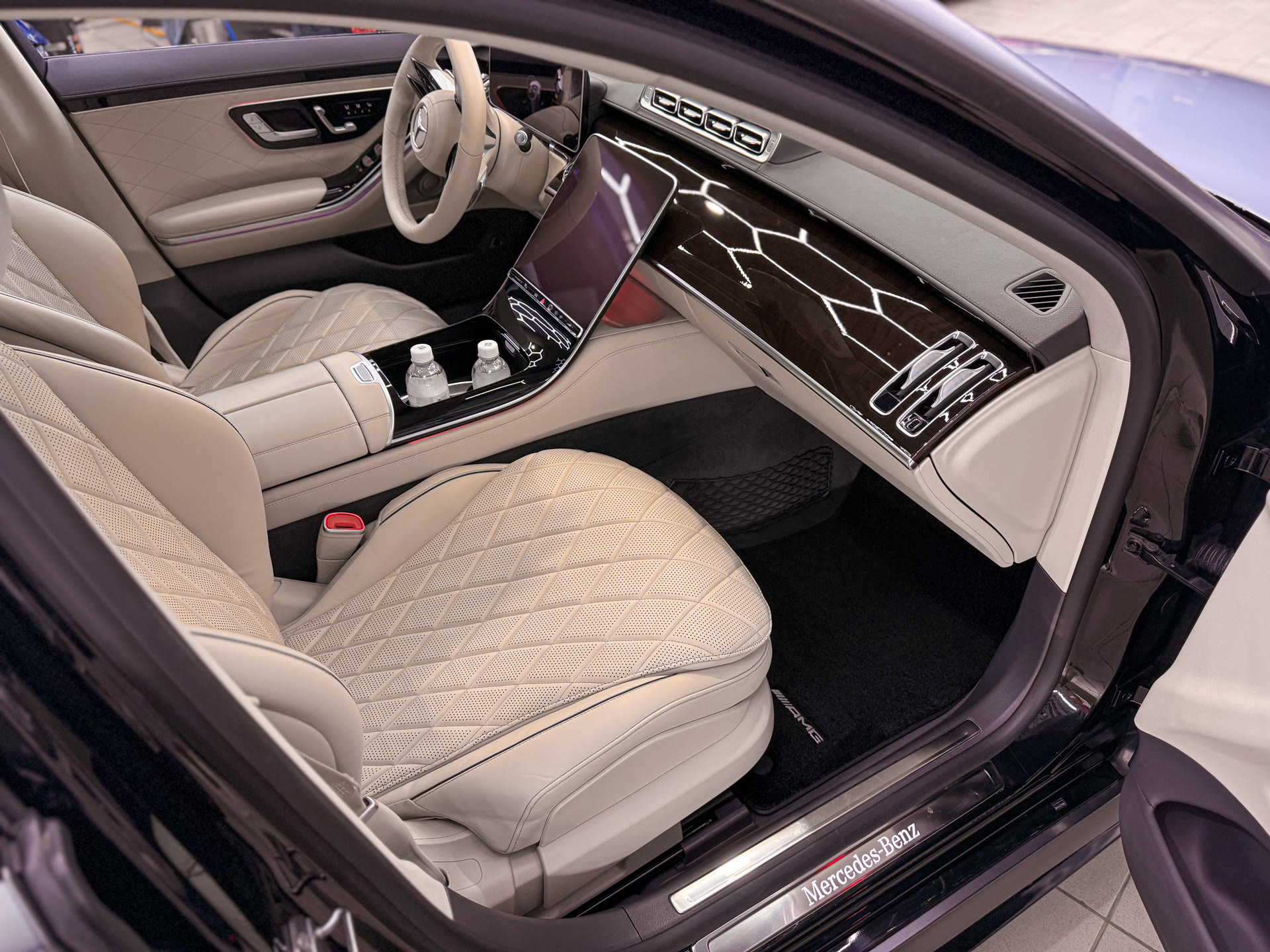 Преображение Mercedes-Benz S-Class W223 в стиле Mercedes-AMG S 63