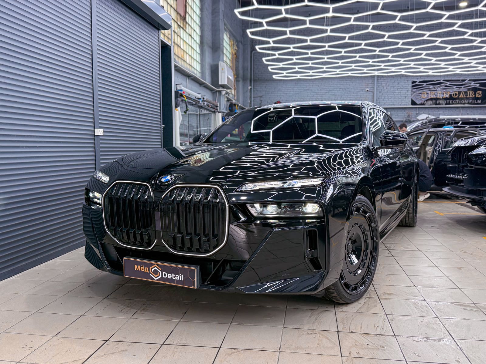 Комплексная защита и антихром BMW 7