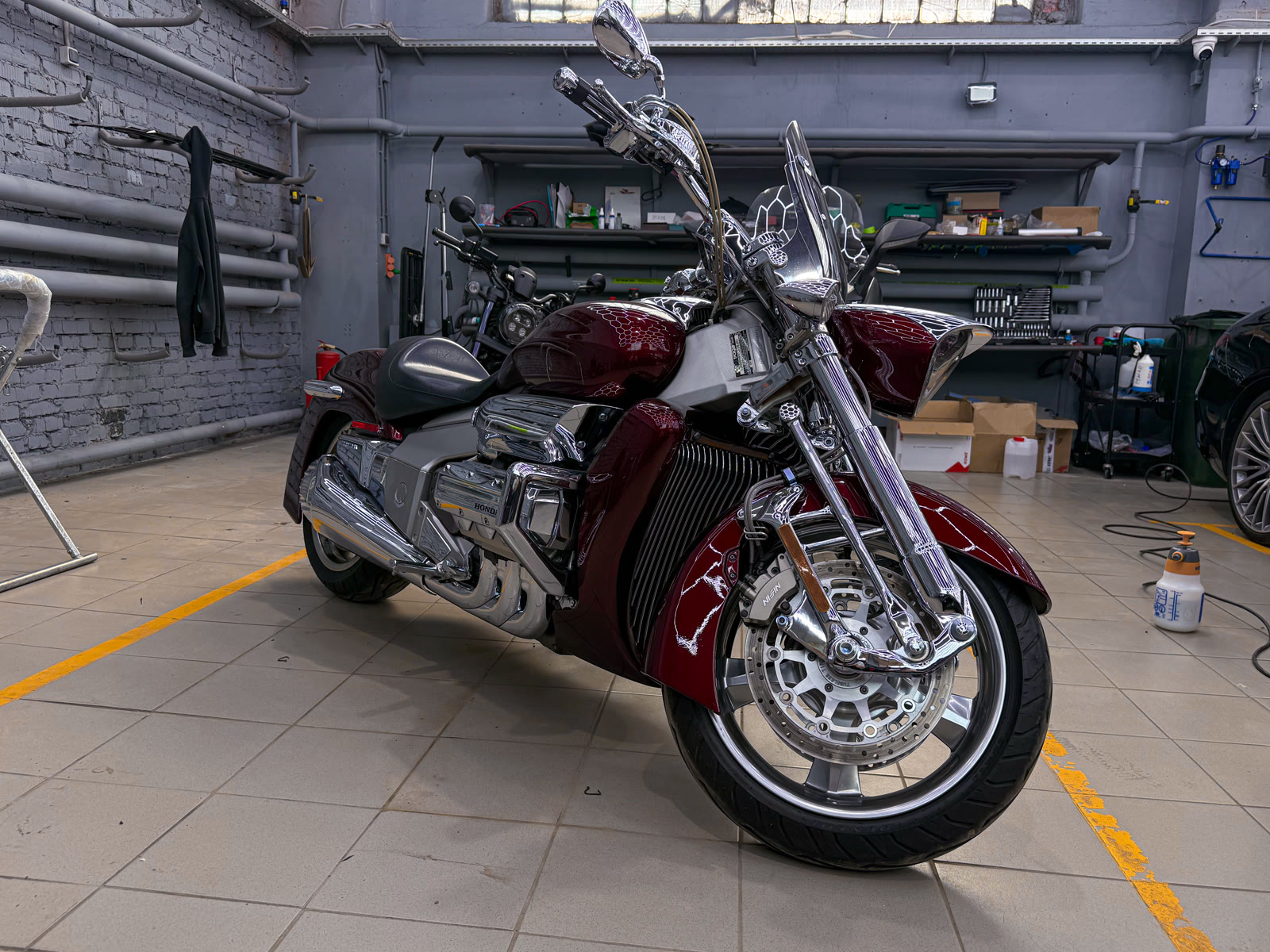 Детейлинг-полировка Honda Valkyrie Rune