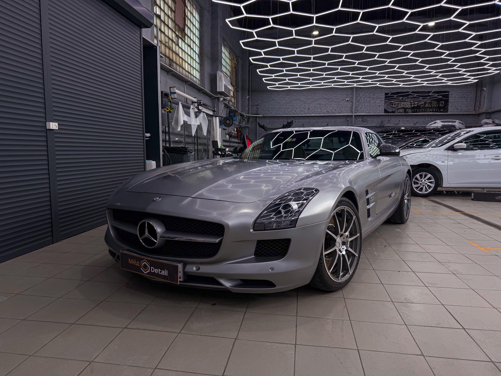 Mercedes-AMG SLS «Чайка» после полной защиты кузова
