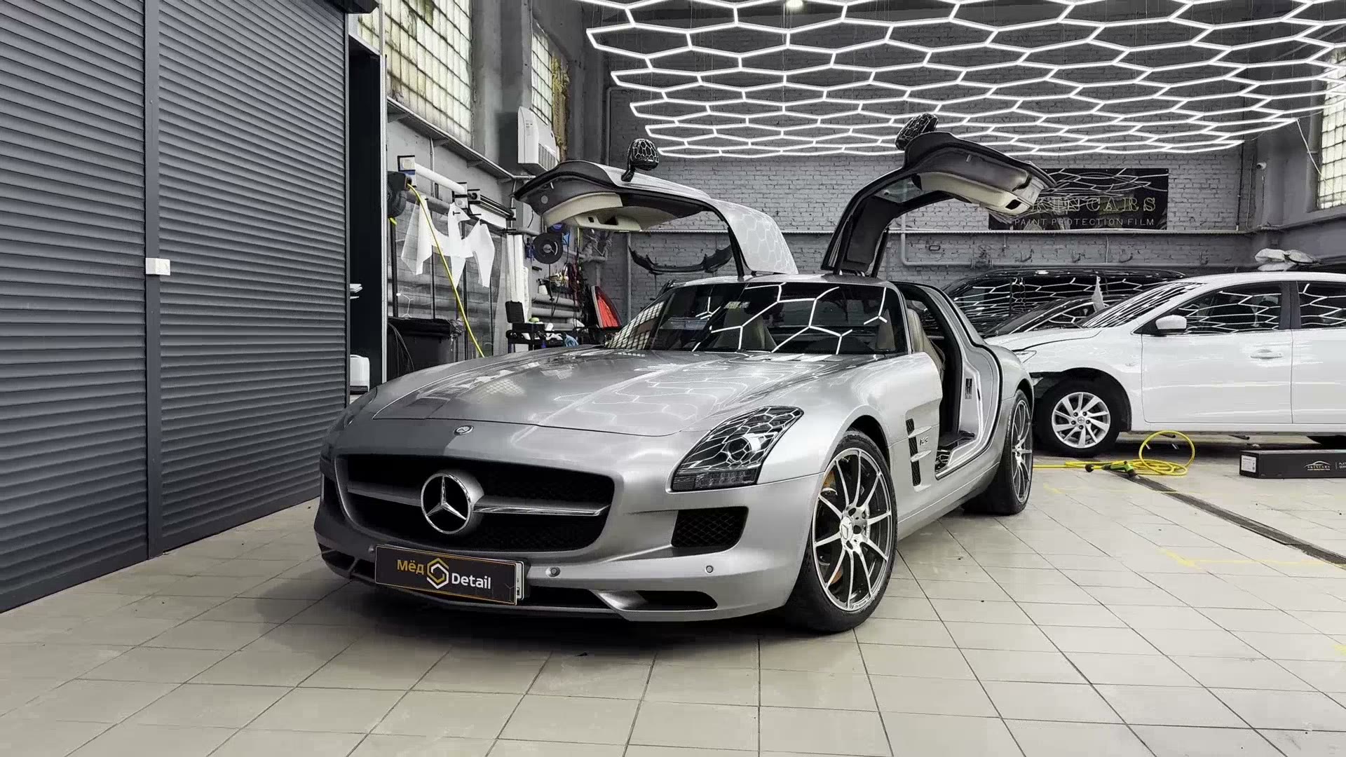 Матовая защита Mercedes-AMG SLS «Чайка»