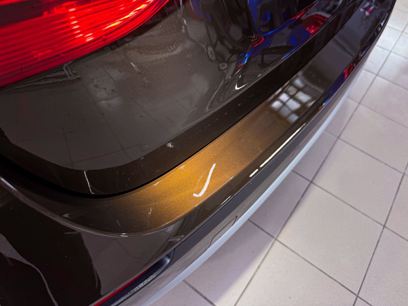 Полировка и химчистка BMW X1 — после защиты глянцевых элементов, кадр 15