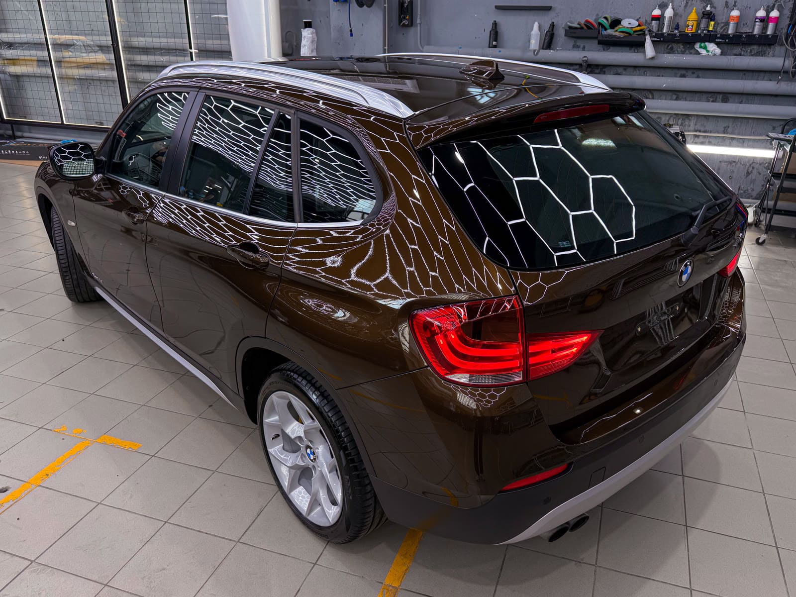 Полировка и химчистка BMW X1 — после защиты глянцевых элементов, кадр 26