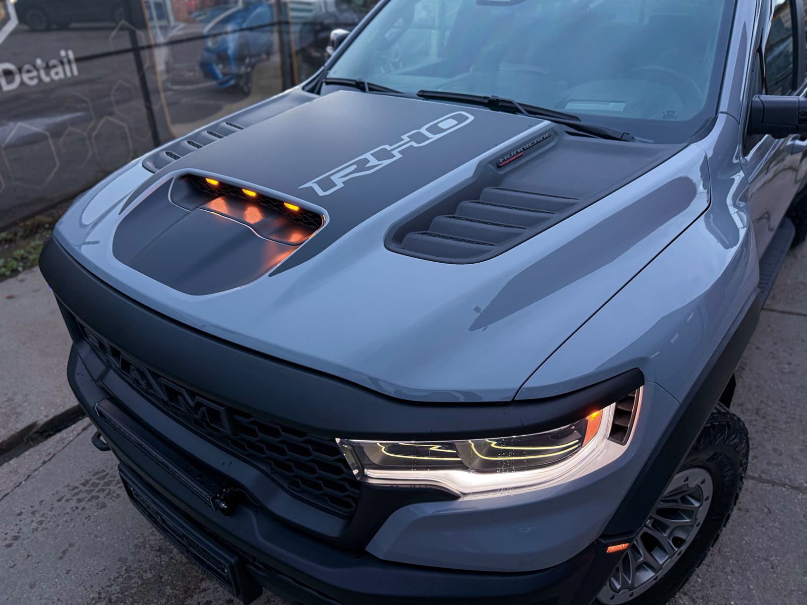 Dodge Ram RHO в цвете Nardo Grey — после защиты глянцевых элементов, кадр 8
