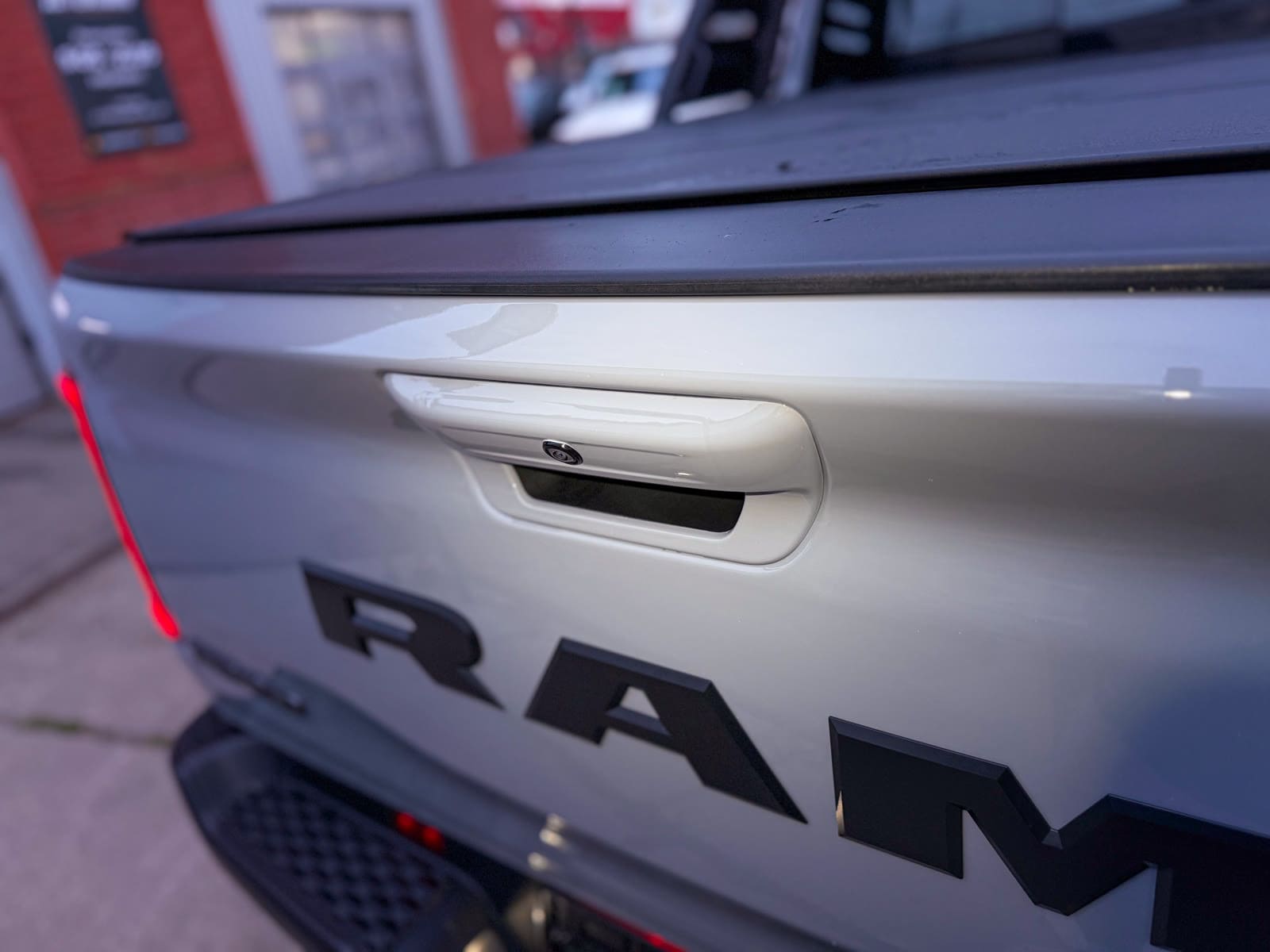 Dodge Ram RHO в цвете Nardo Grey — после защиты глянцевых элементов, кадр 17